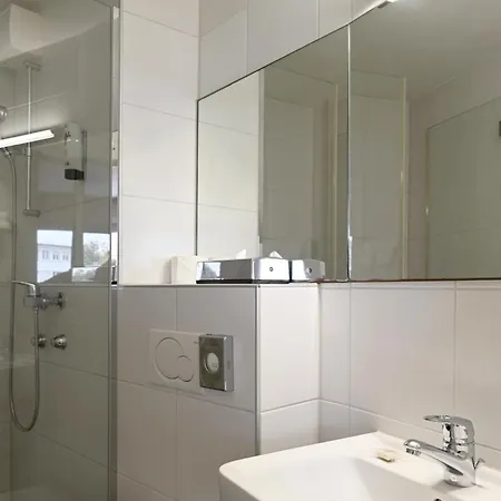 Olympia 3* Zurich