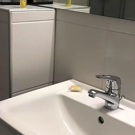 Olympia Hotel 3*