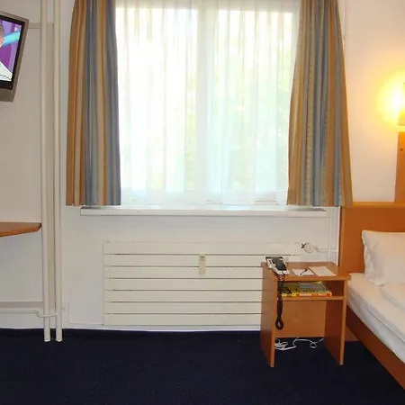 Olympia Hotel