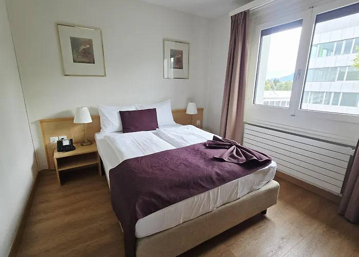 Готель Olympia 3*