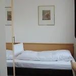 Olympia 3*